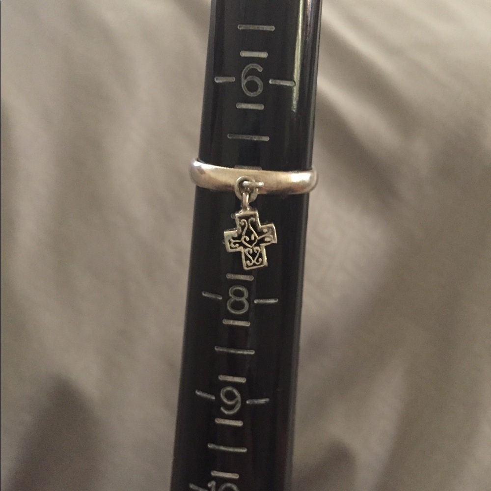 Size 7 sterling silver dangle cross ring